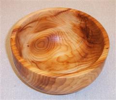 Yew bowl by Paul Hunt